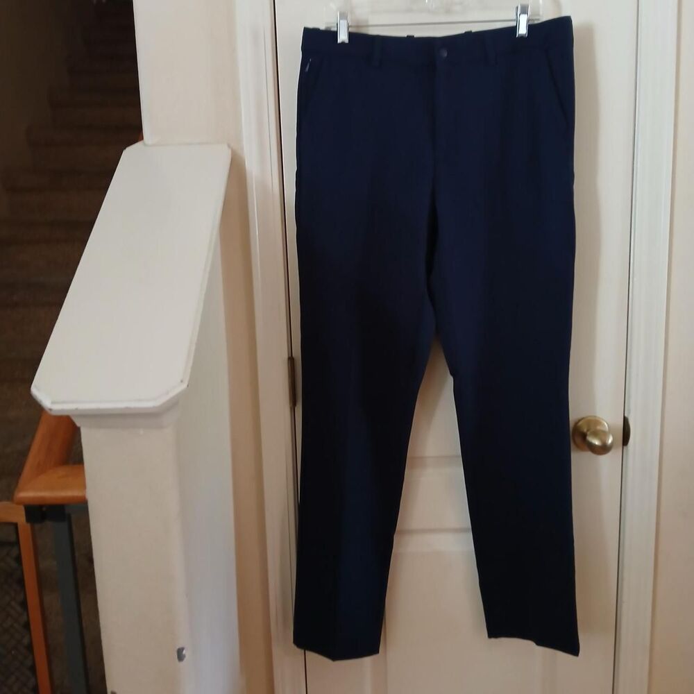 Quince Navy Blue Performance Chino Commuter Pants Size 32-34 Minimalist Office